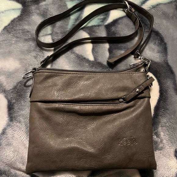 Purses - Picture 3 of 8